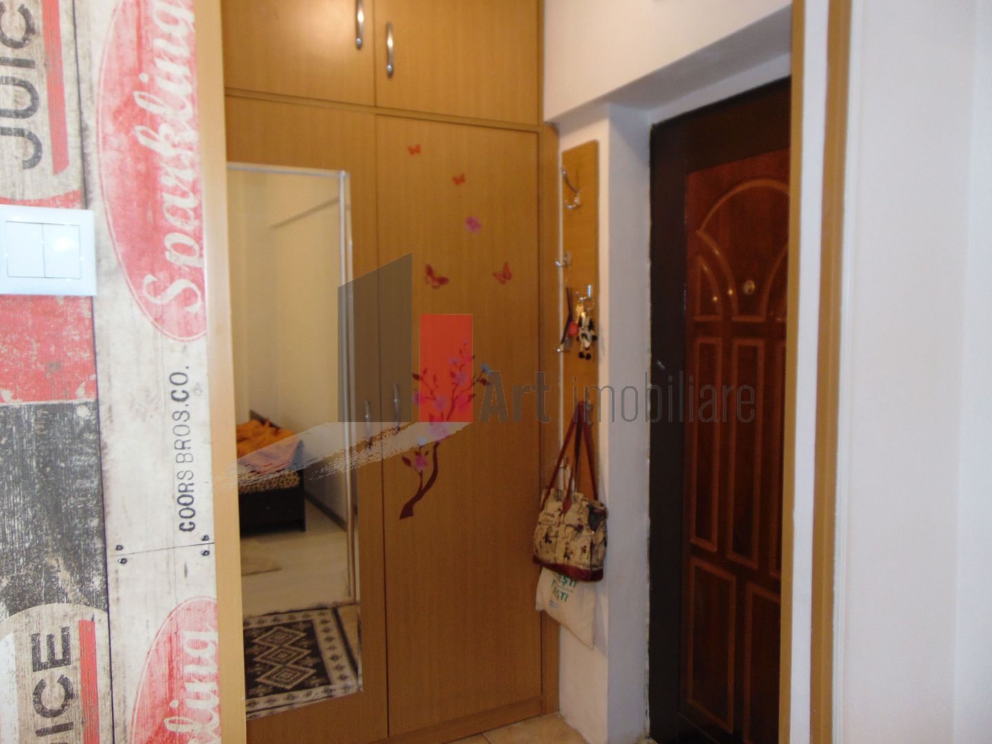 Apartament cu o camera, garsoniera Titan metrou - Poză 11