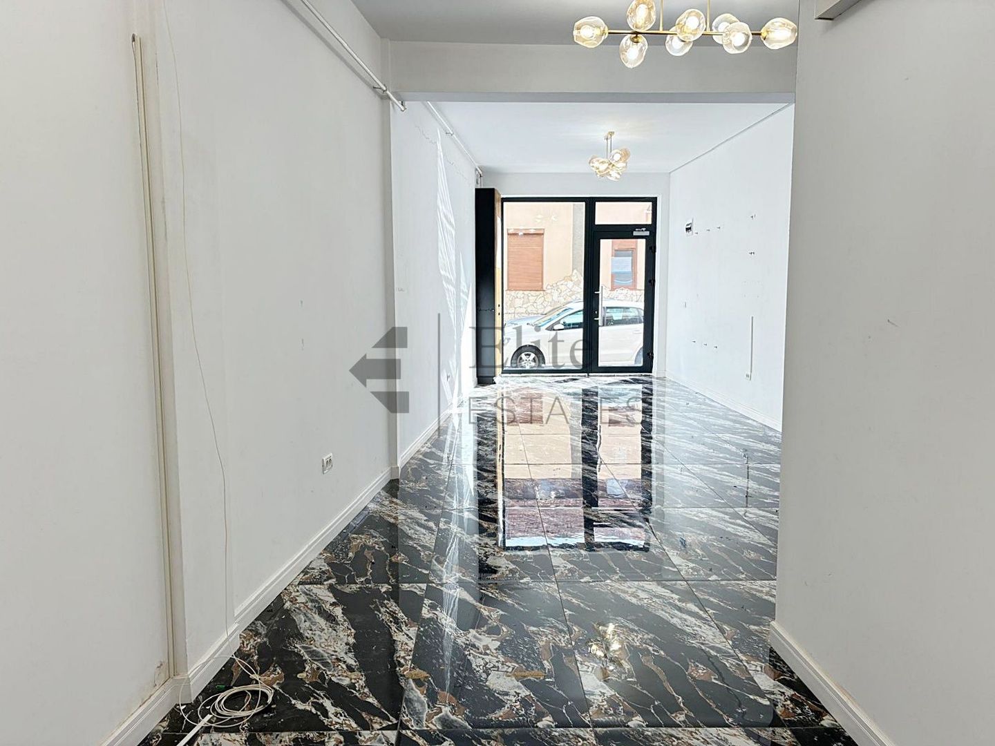 Spatiu comercial ultracentral de inchiriat in Oradea - Poză 3