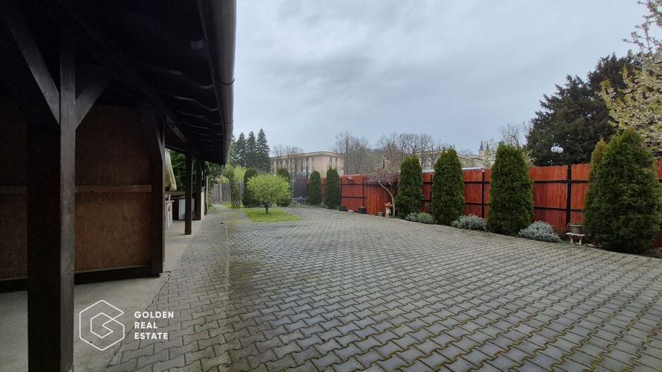 Casa cu teren de 958 mp, oras Lipova - Poză 11