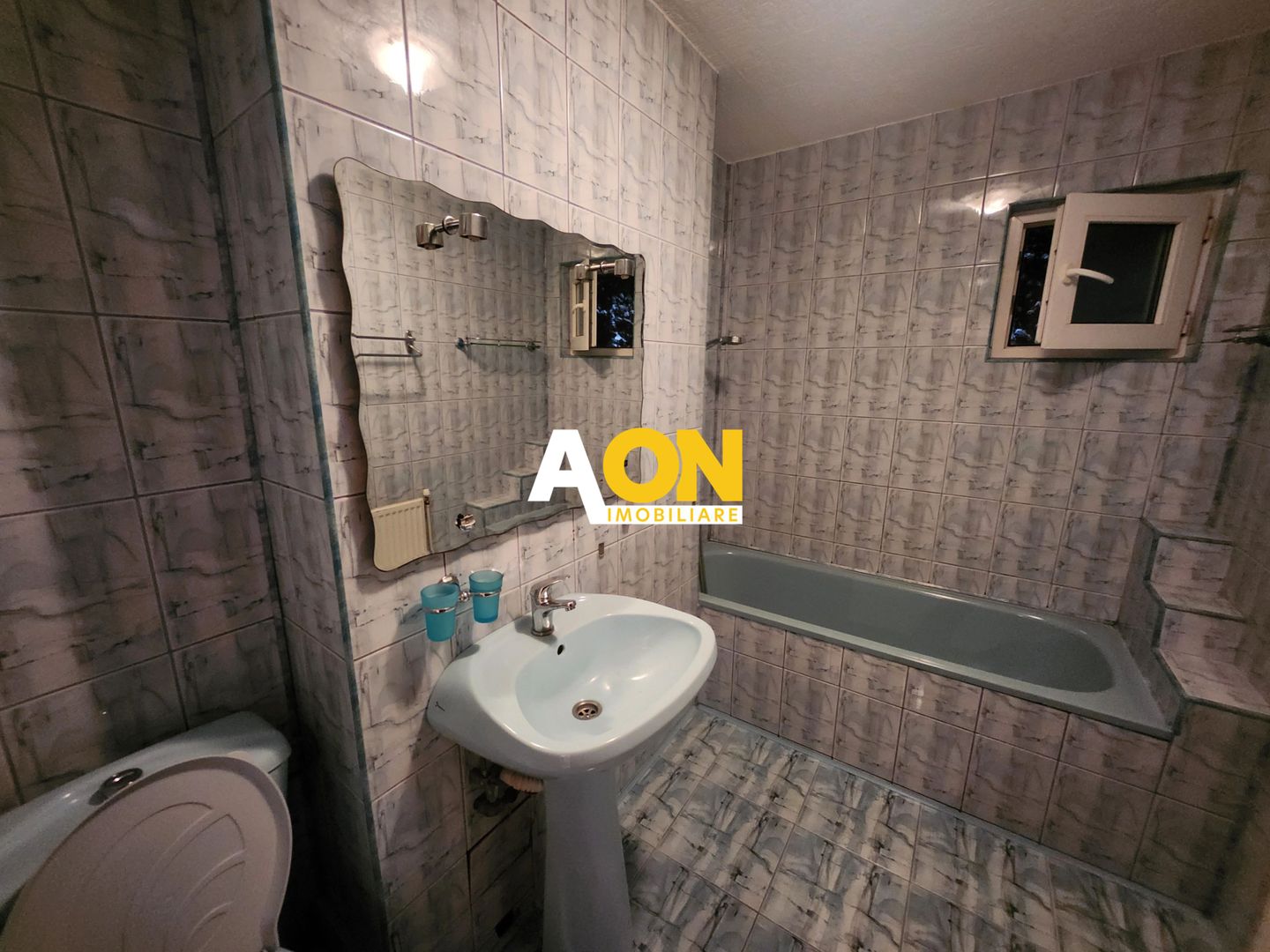 De inchiriat apartament 2 camere, etaj intermediar, zona Sub Stadion - Poză 6