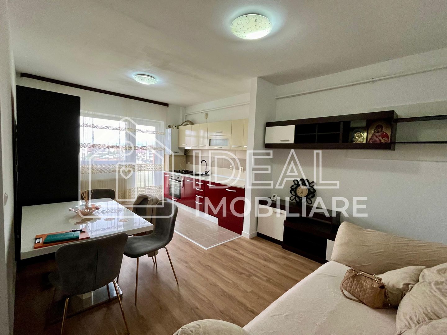 Apartament de vânzare – Șelimbăr, 3 camere - Poză 1