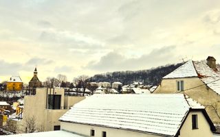 Casa renovata, mobilata si utilata complet - Poză 1