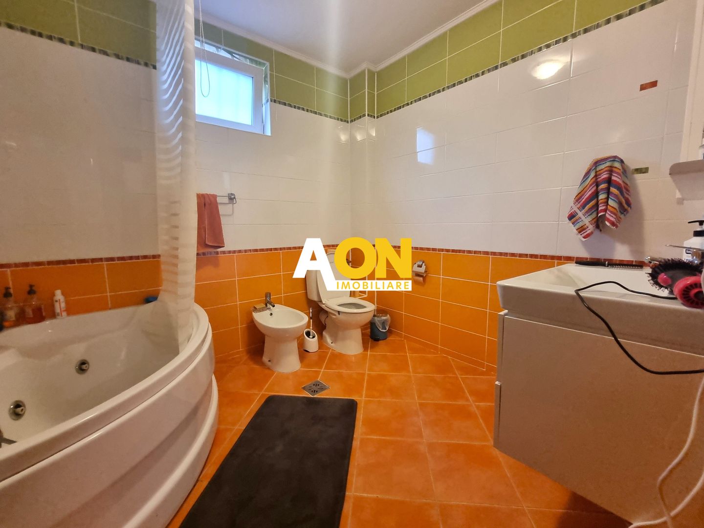 Apartament 4 camere, 102 mp utili, la vila, cu 100 mp teren, Cetate - Poză 7