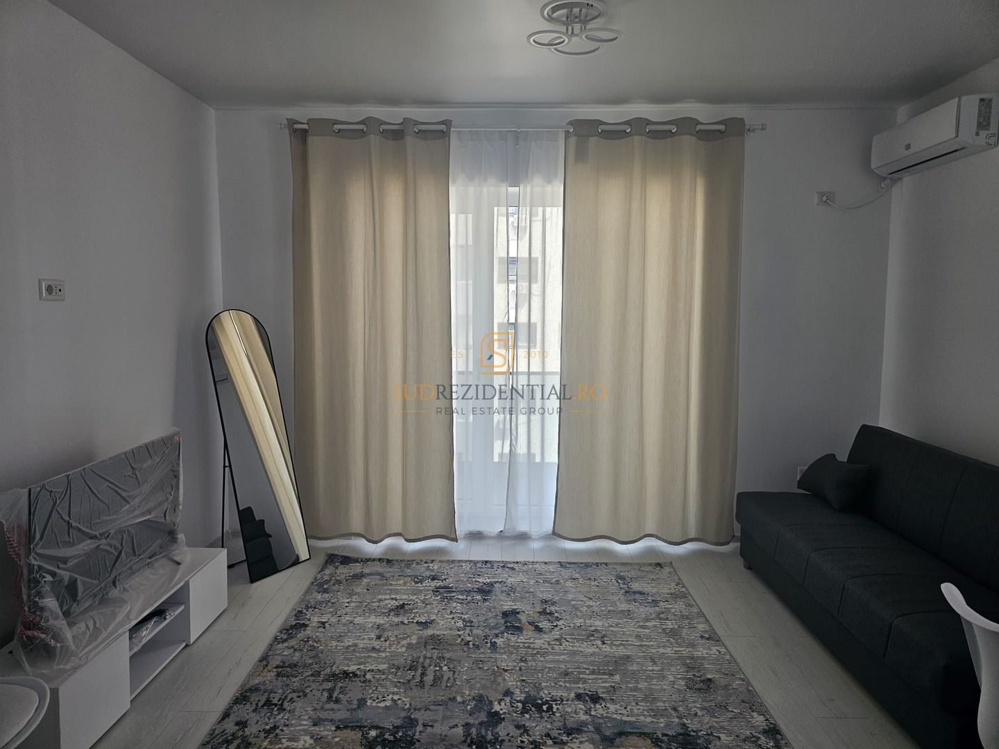 Apartament 2 camere la 10 minute de Metrou Aparatorii Patriei - Poză 1