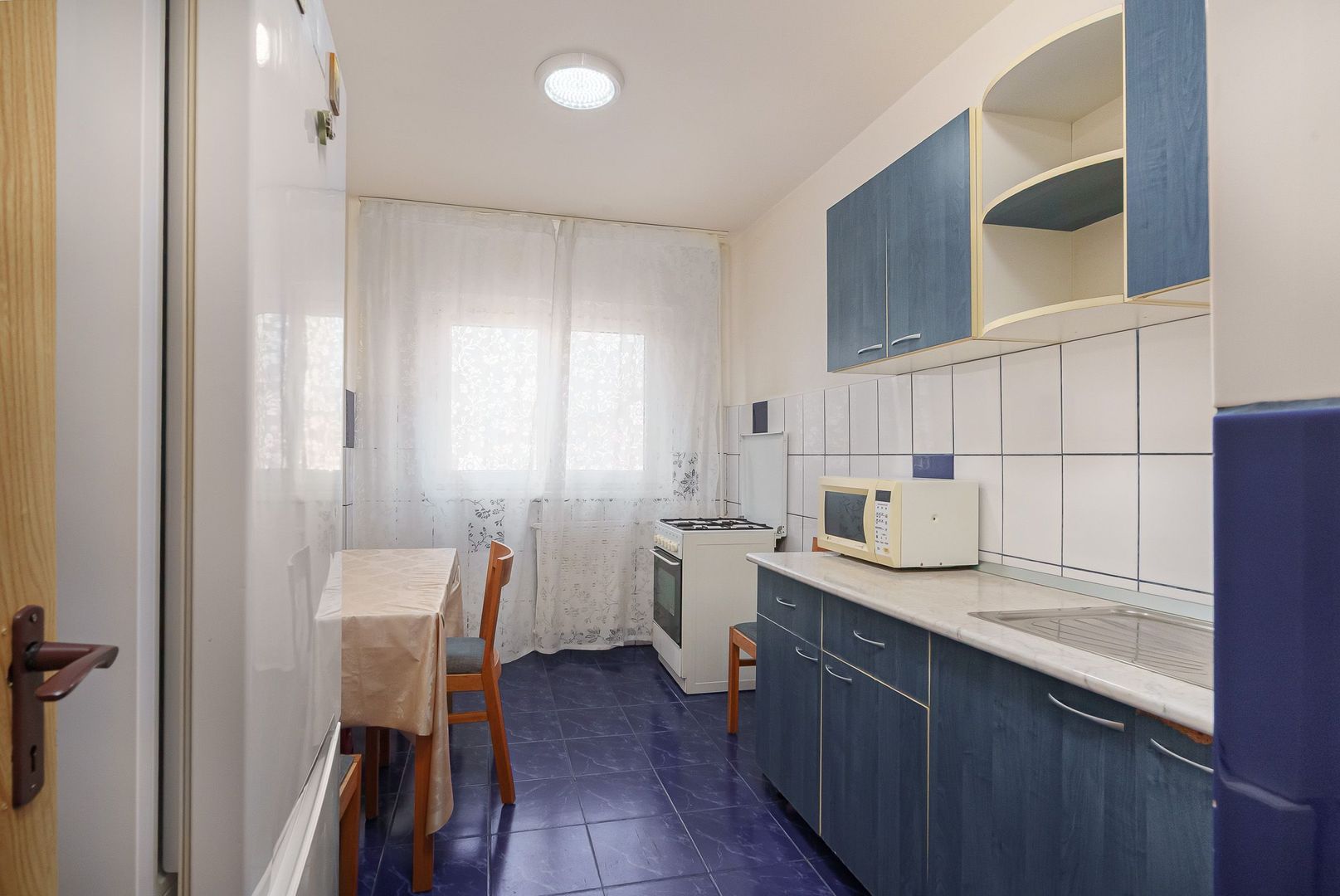 Apartament de vanzare 3 camere - Teiul Doamnei. - Poză 9