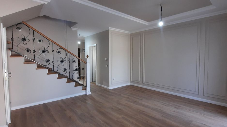 Locuinta deosebita cu finisaje PREMIUM - Poză 12