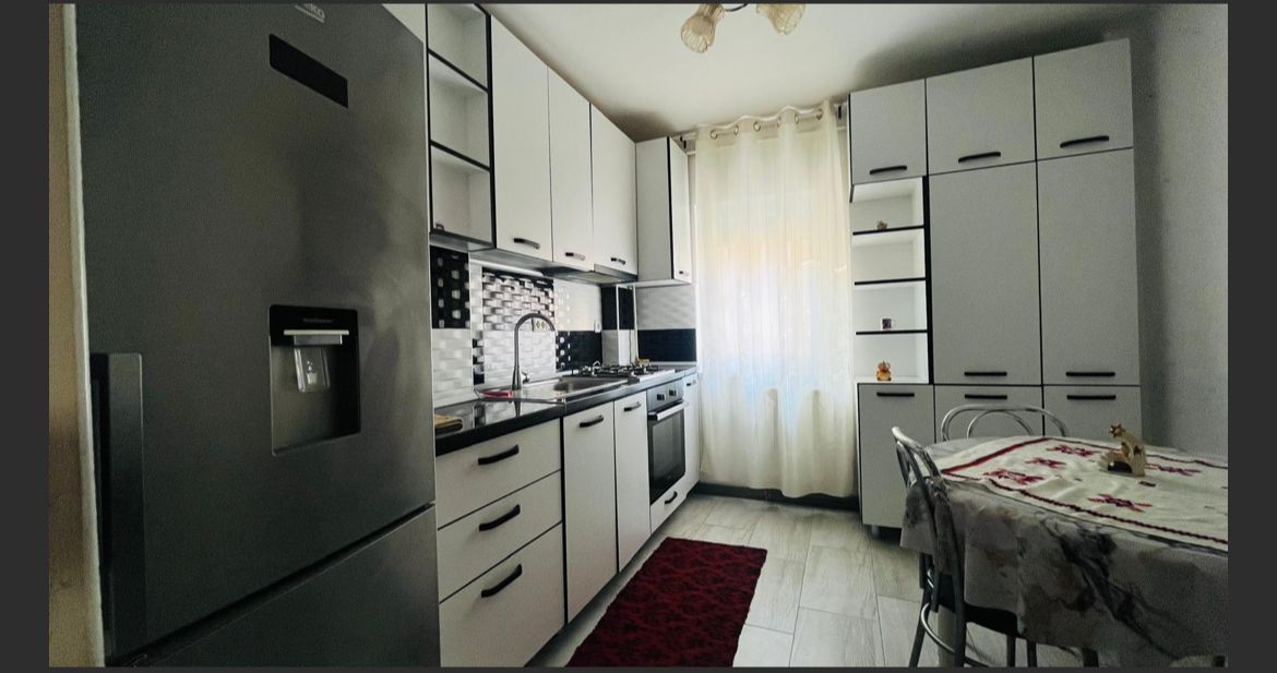 APARTAMENT DE INCHIRIAT IN ALEEA PARC, LA 300EURO - Poză 4