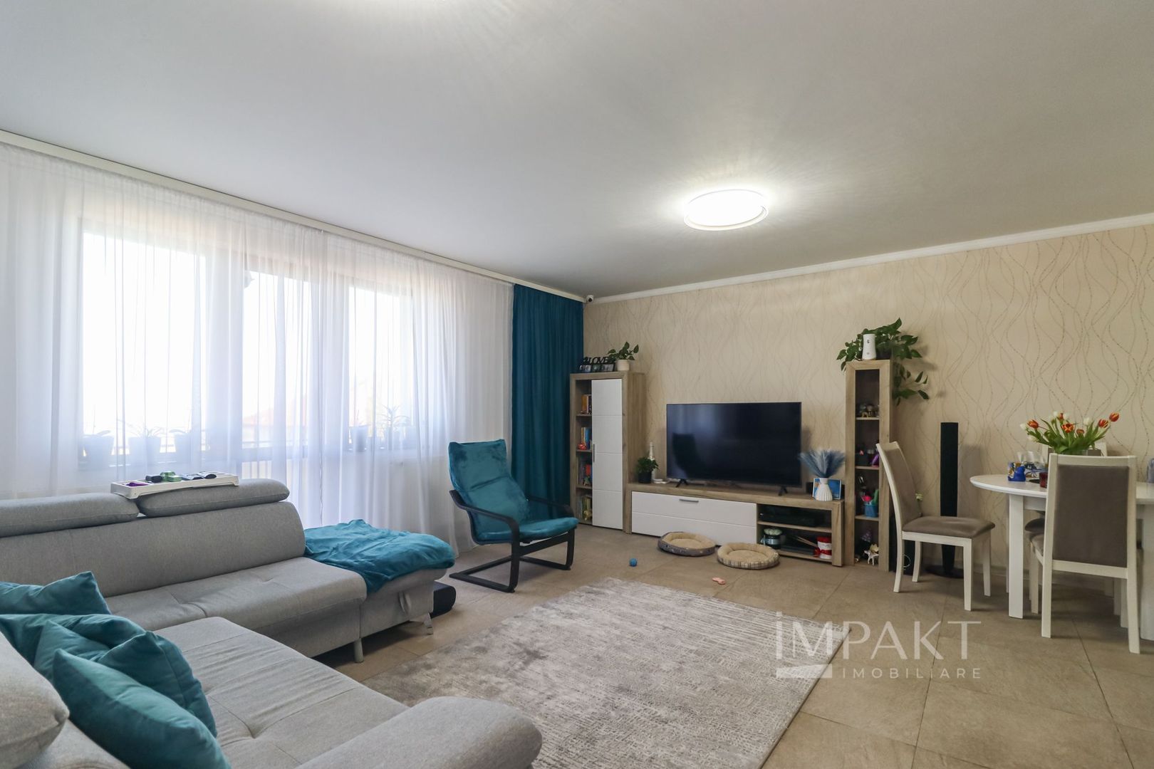 Casa alipita Salicea cu 384 m2 teren - Poză 2