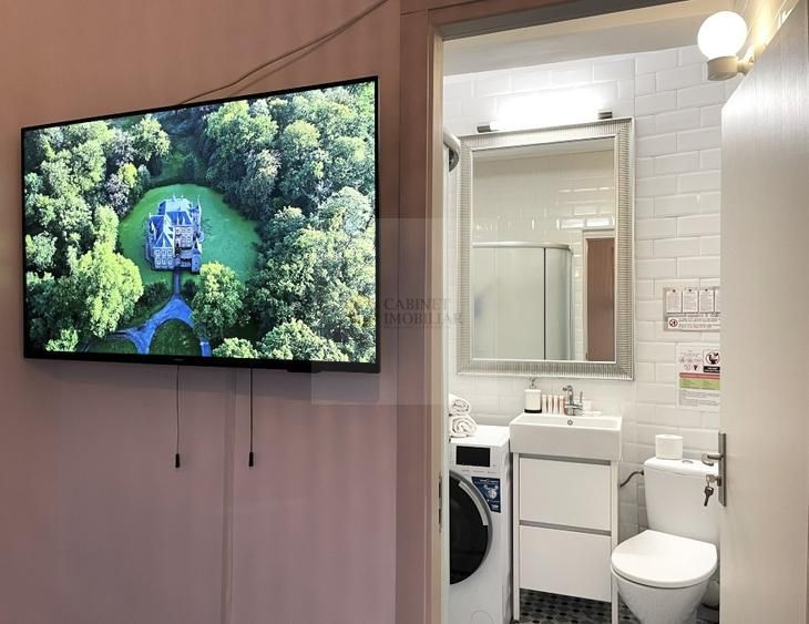 Garsoniera | Vedere catre Calea Victoria  | Airbnb | Certificat Turism - Poză 9