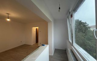 2 cam Sagului-Dambovita  etaj 3 centrala proprie - Poză 1