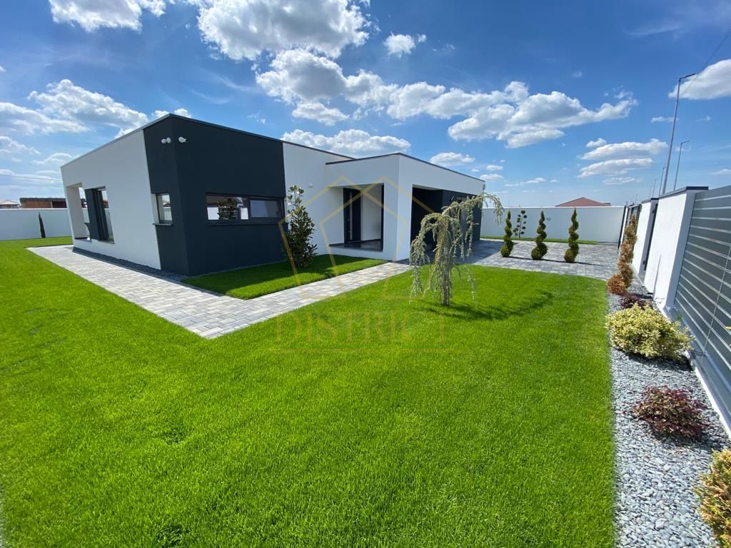 Casa individuala pe parter cu 5 camere | Dumbravita - Poză 1