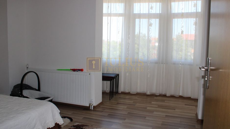 Casa in Duplex, zona Girocului, P+E+M, centrala proprie, garaj, 3 balcoane,3bai! - Poză 10