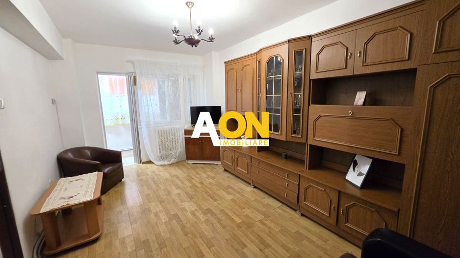Garsoniera cu balcon, cu camera suplimentara pentru copil, Cetate - Poză 1