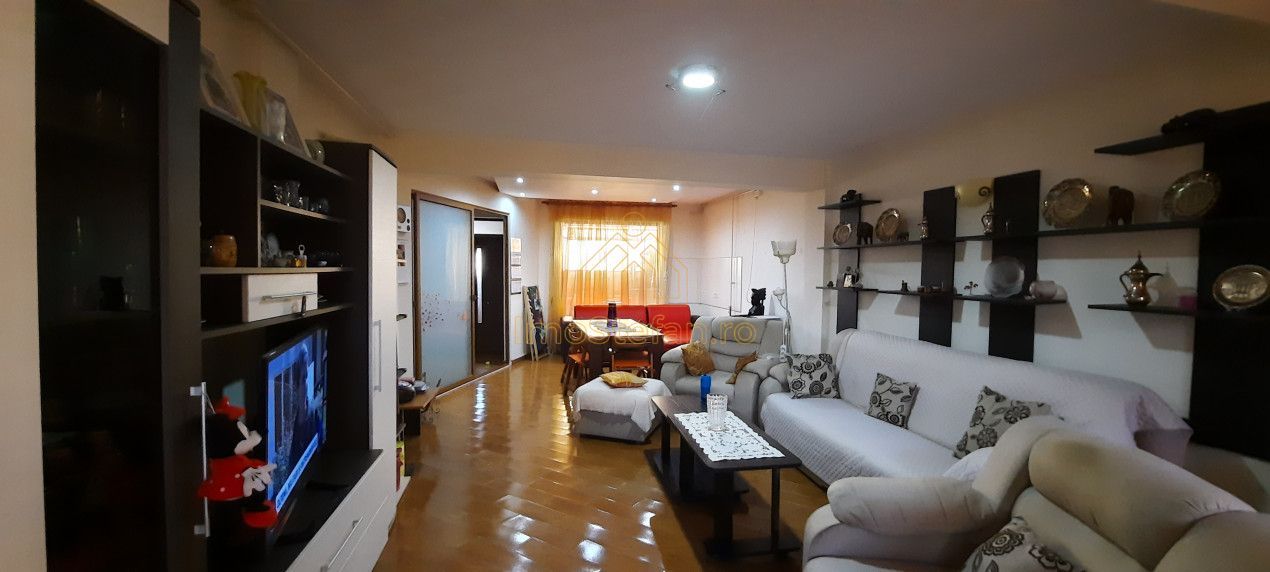 Coiciu | Vila cu toate facilitățile necesare și localizare excelentă! - Poză 11