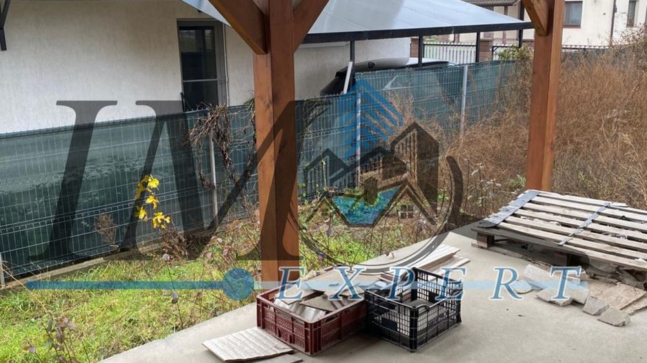 Casa de vanzare la rosu in Micesti - Poză 5