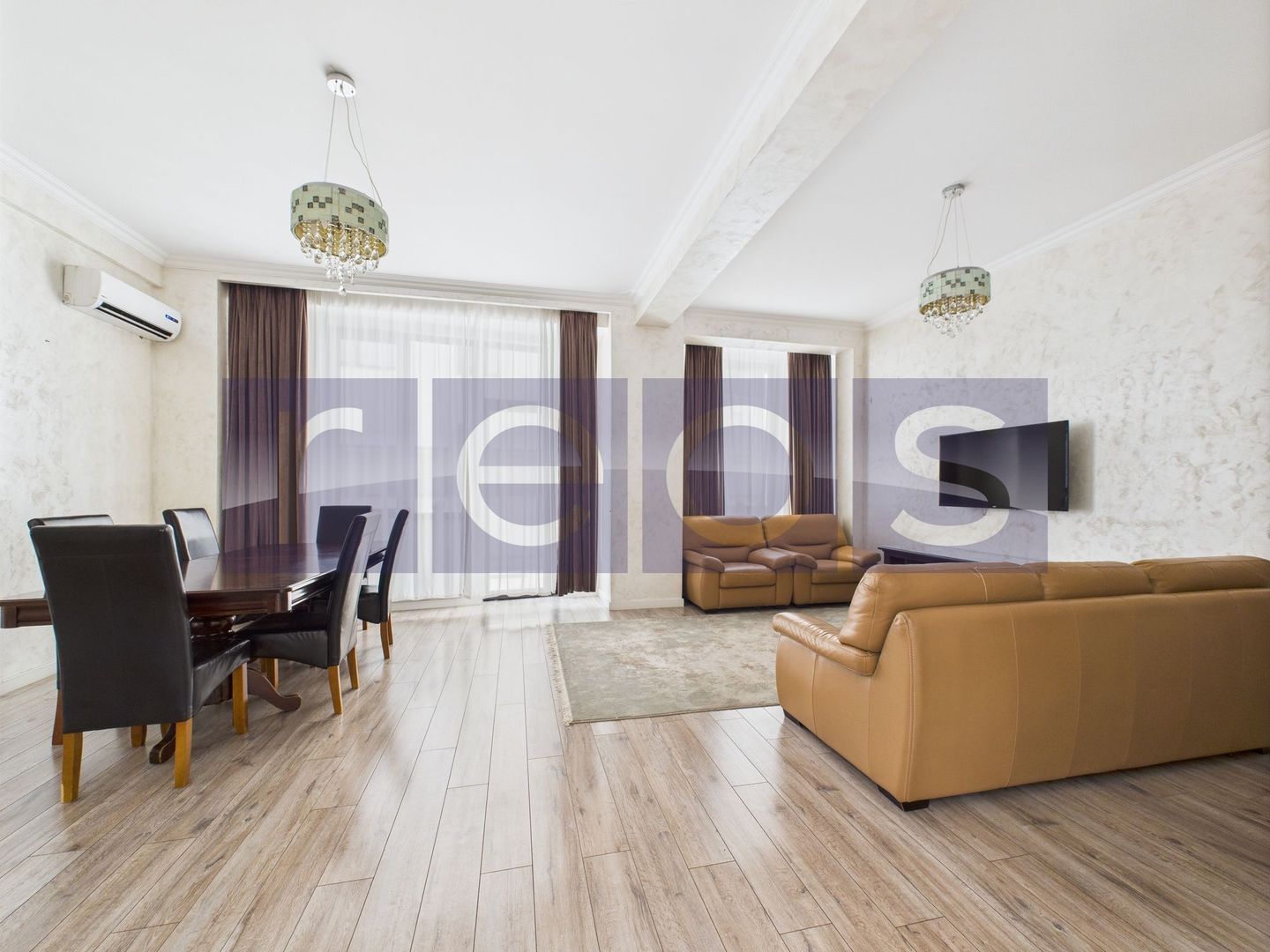 VANZARE APARTAMENT | INTRARE STRADALĂ | VAD EXCELENT | CURTE PROPRIE | DAMAROAIA - Poză 1