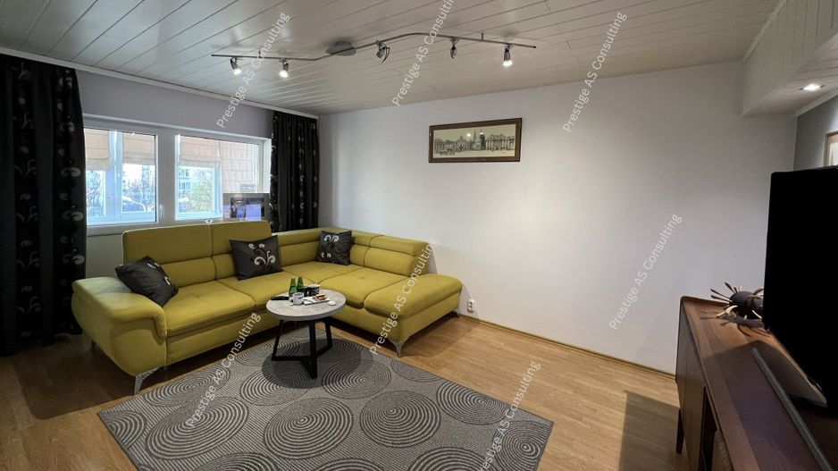 Apartament 4 Camere 2 Bai 80mp+ Garaj | Etaj 3 | Zona Timocului - Poză 2