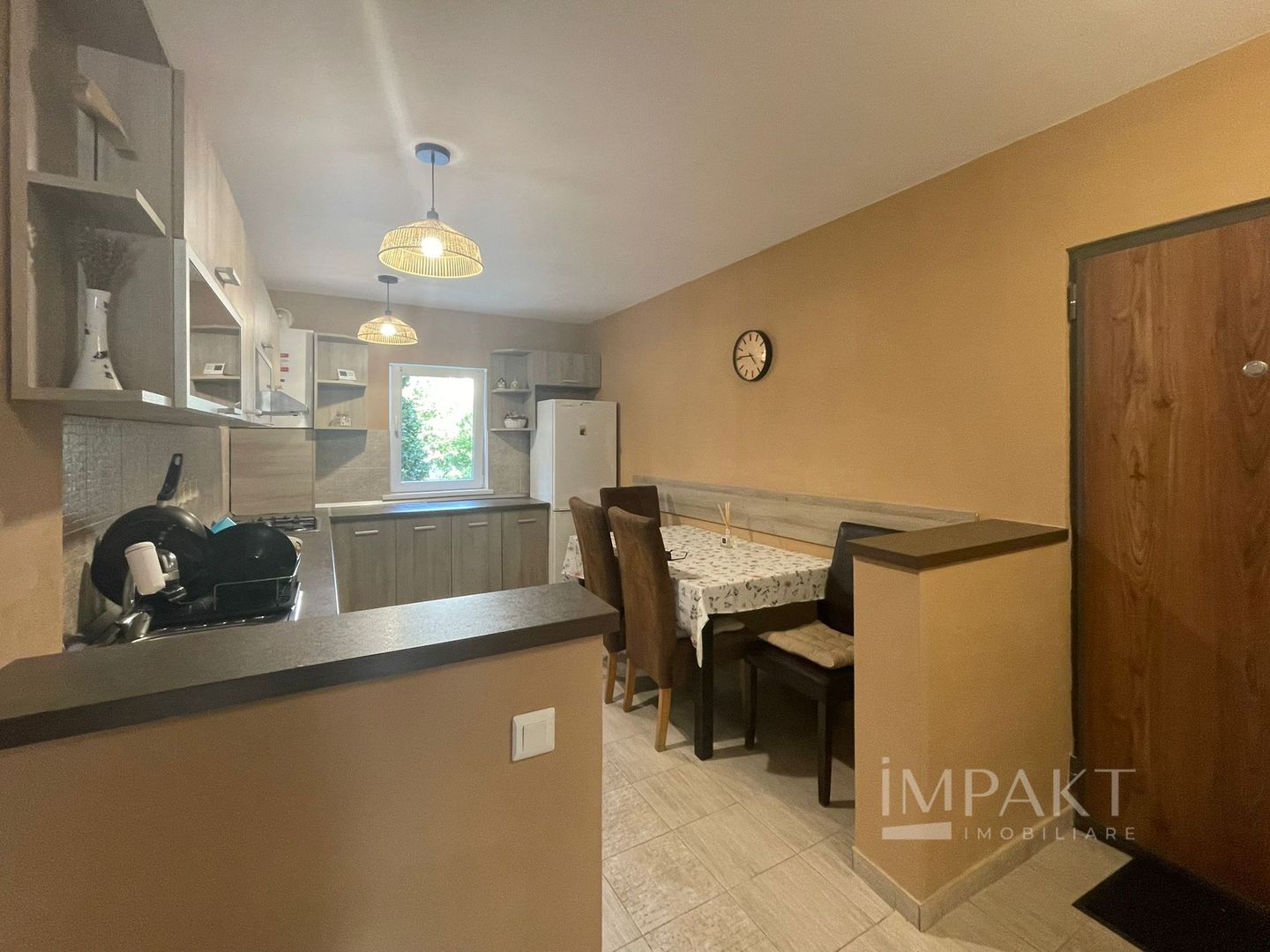 Exclusivitate! Apartament 3 camere decomandate ,  zona BL-Titulescu! - Poză 10