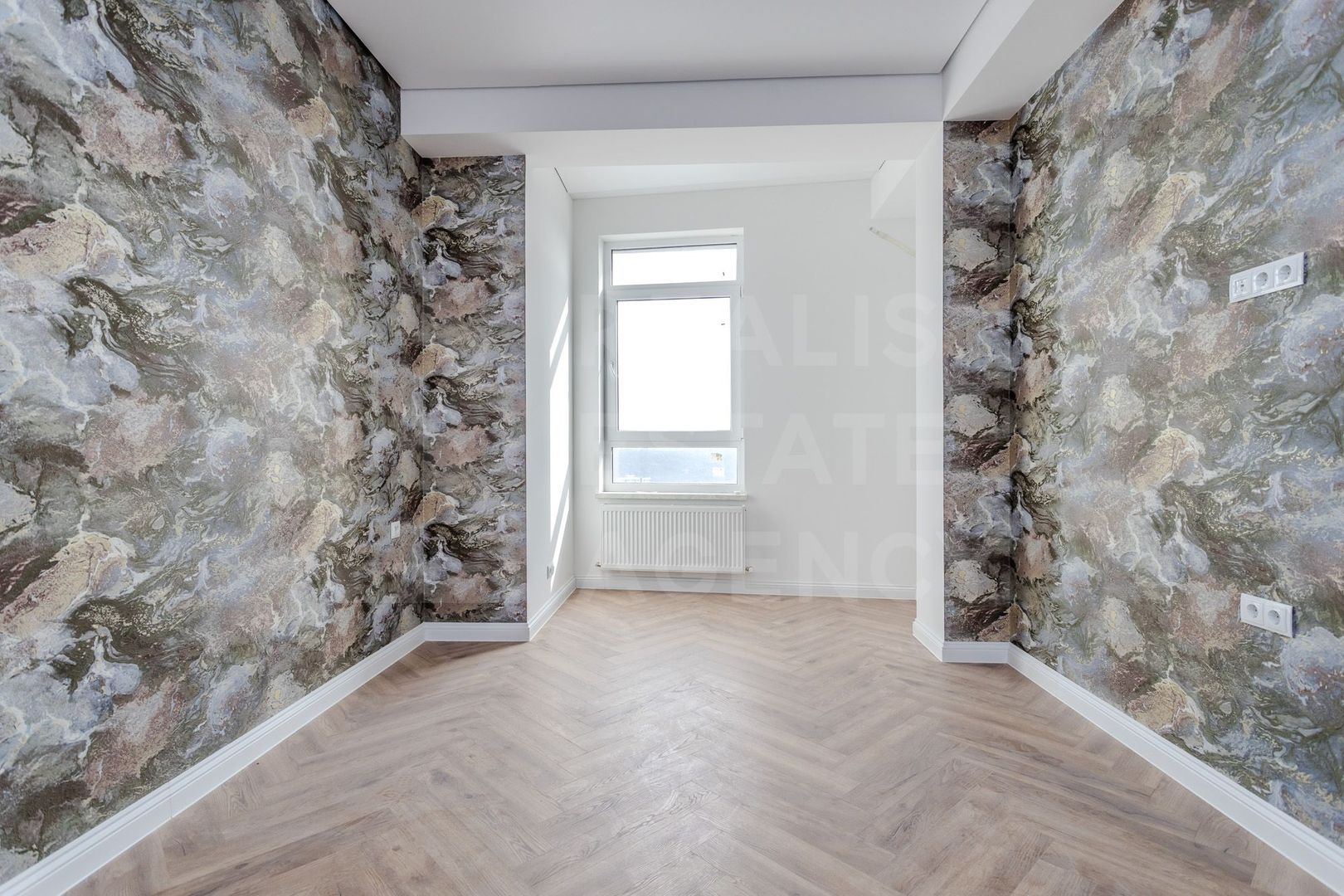 Vânzare, apartament cu 2 camere în Complexul Oasis - Poză 8