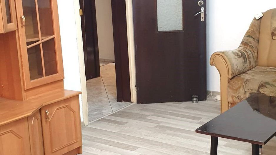 Apartament 4 camere de inchiriat Tractorul (Goga) - Poză 3