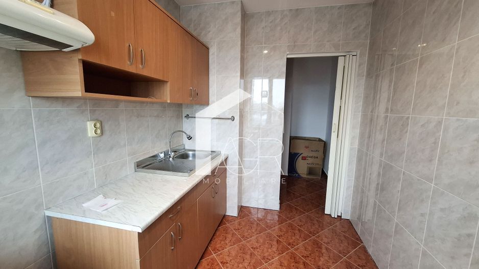 Apartament cu 2 camere, semidecomandat, Ultracentral - Poză 5