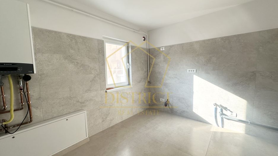 Apartament cu 4 camere decomandat | Etaj 1 | Complexul Studentesc - Poză 3