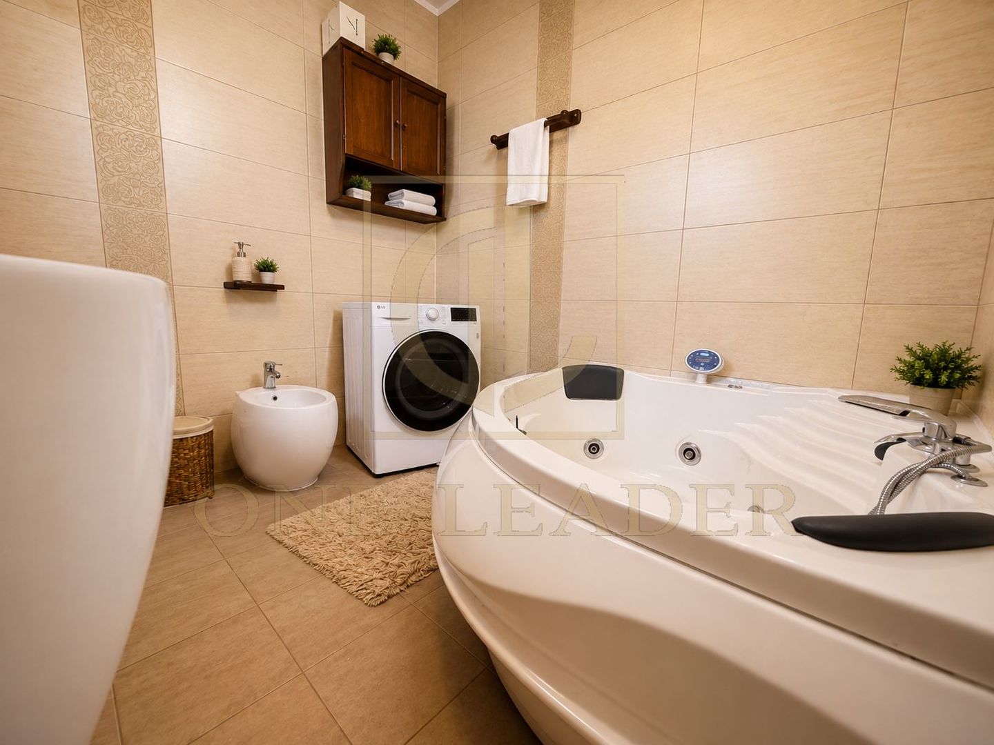 Casă Exclusivistă în Stil Baroc | 330 mp | Teren 1.200 mp - Poză 10