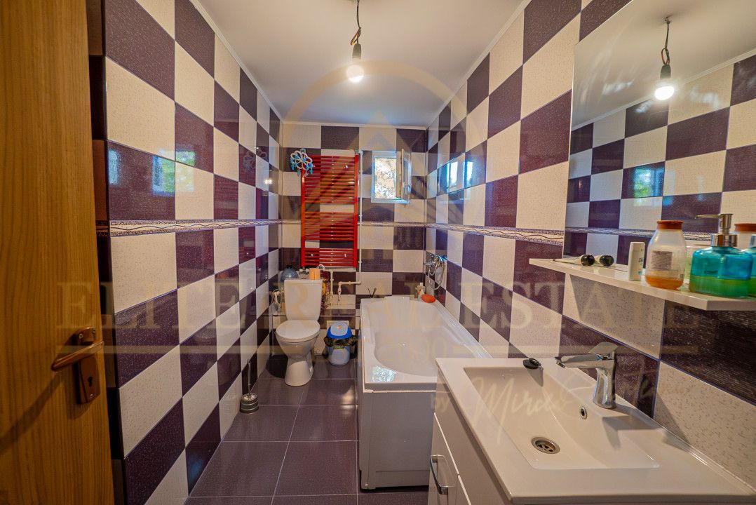 AGIGEA - Casa D+P+1E+M pe un teren de 631 mp cu deschidere la 2 străzi. - Poză 15