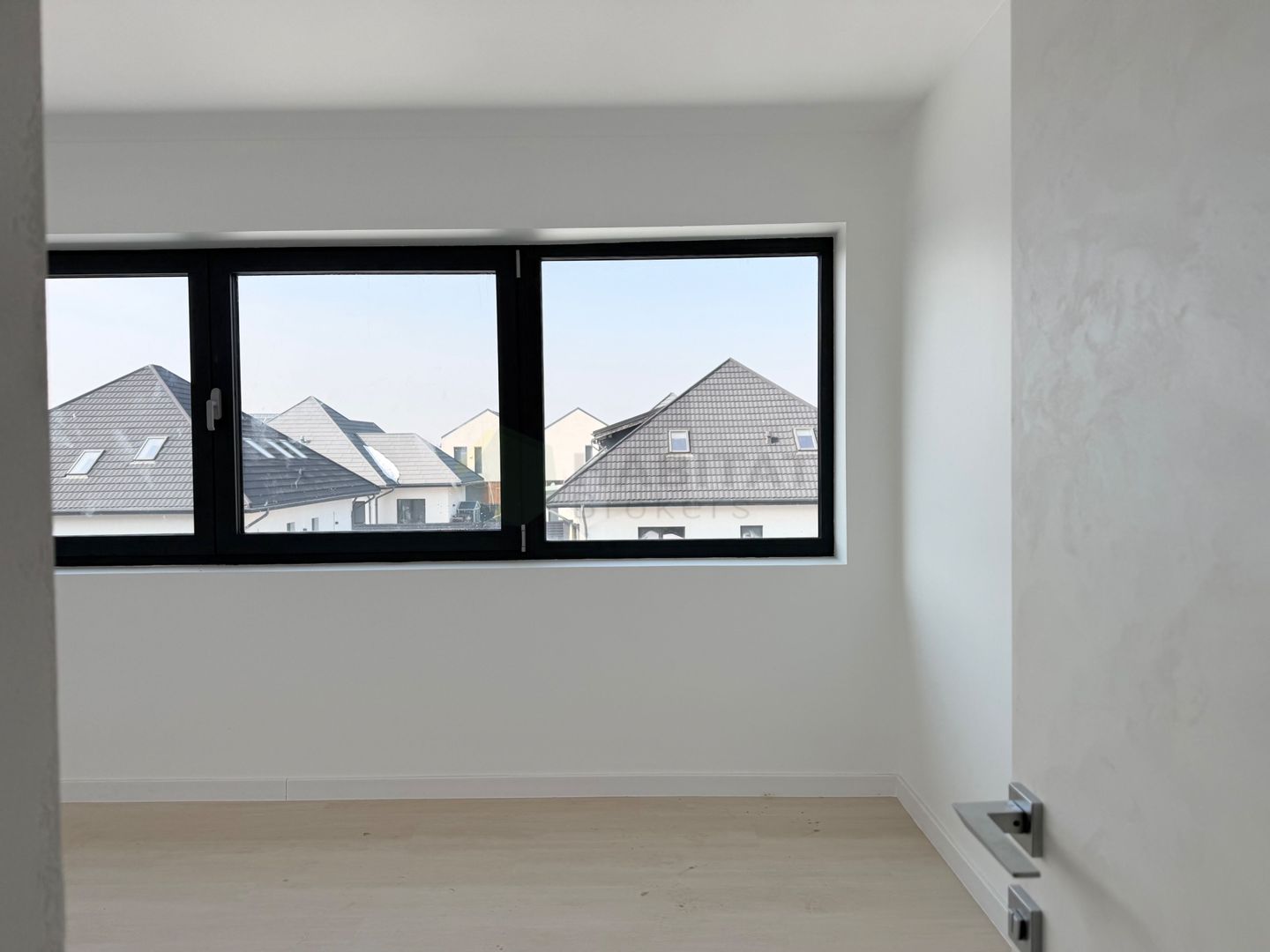 Vilă individuala 6 cam Pipera-Tunari - Poză 16