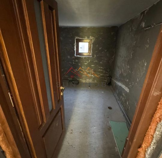 Vila S+P+E, priveliste deosebita, 6 camere, garaj, terasa, Cornu, PH - Poză 11