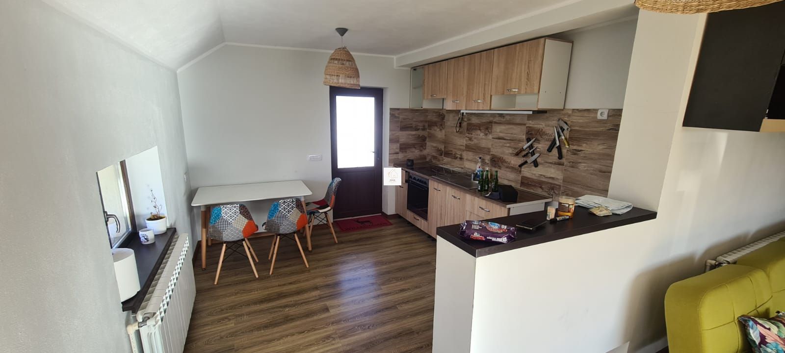 Refugiu la munte - casă cu 3070 mp teren și vedere spre Vârful Rânca - Poză 19