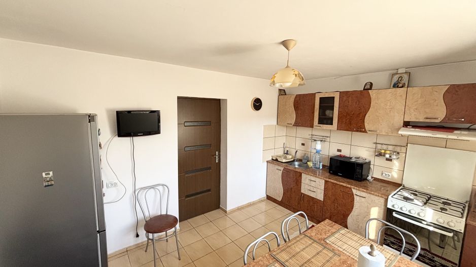 VILĂ MODERNĂ P+1 169 MP UTILI, CURTE GENEROASĂ 768 MP, IN APROPIERE DE BUCURESTI - Poză 13