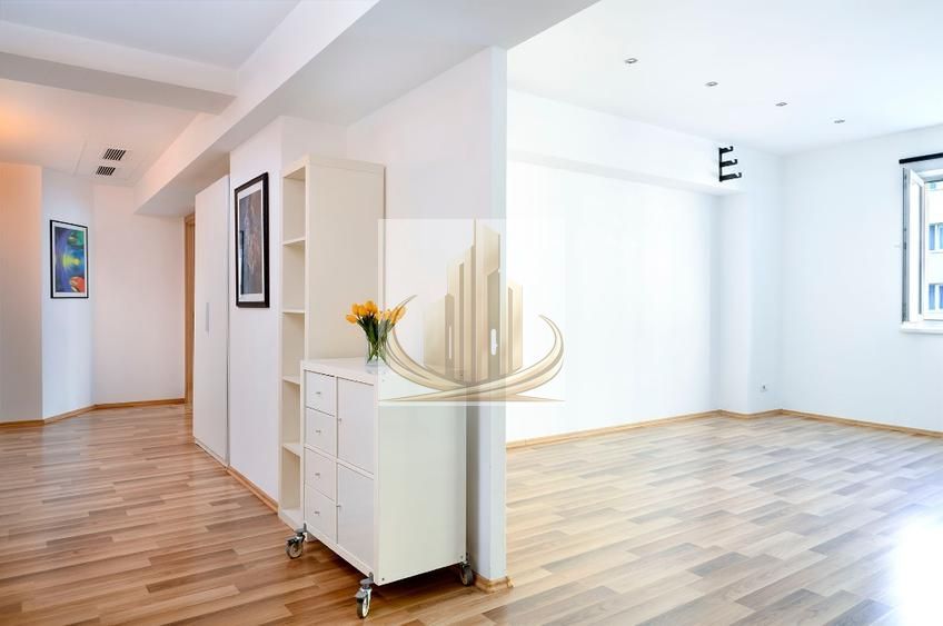 Apartament 3 camere | 2 băi | 84 mp | Etaj 10 Sector 4 - Poză 1