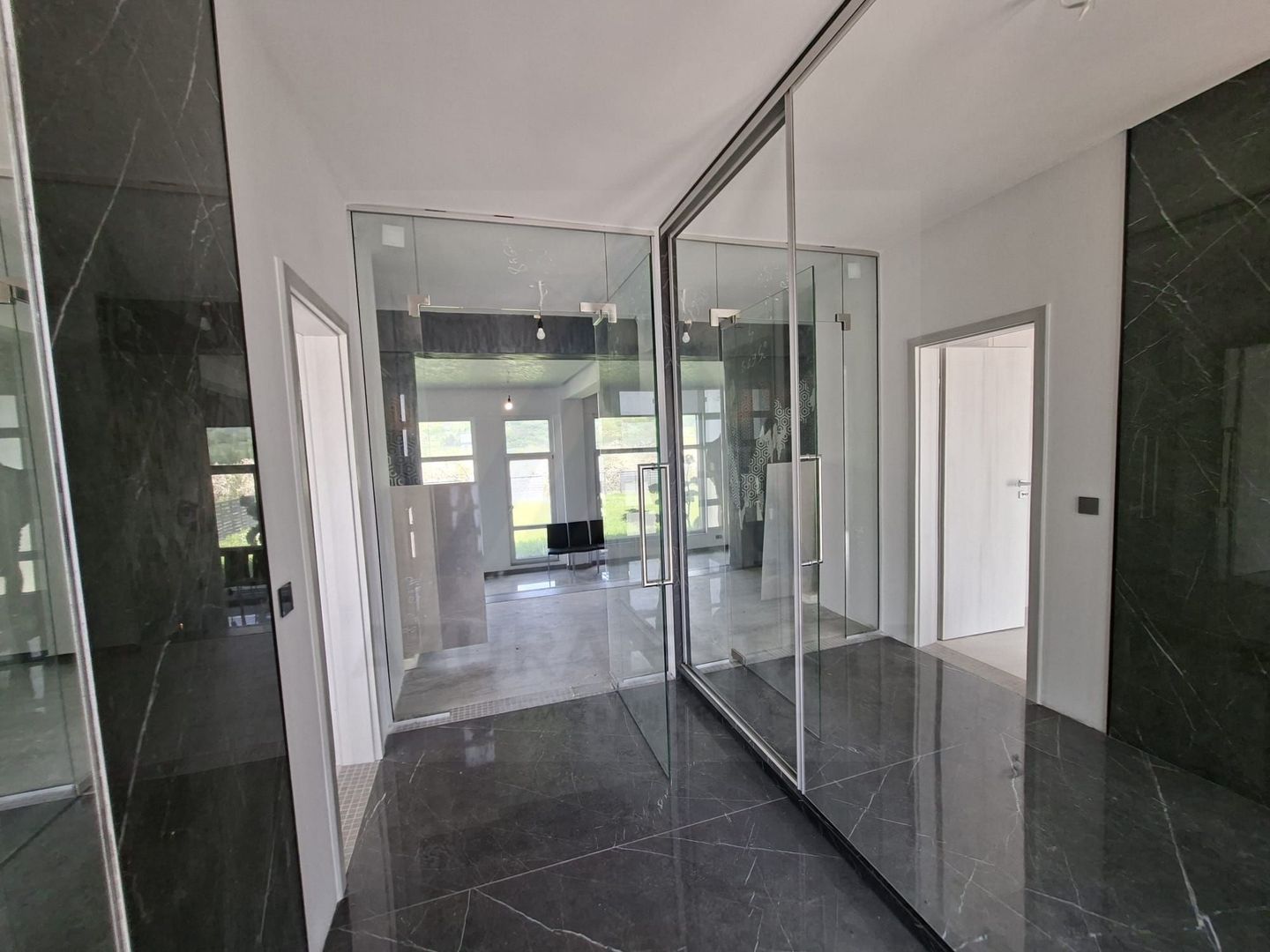 Casă moderna 229 mp utili garaj  piscina terasa balcon Cisnadioara - Poză 11