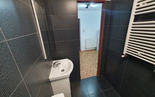 Garsoniera de vanzare zona Eroii Revolutiei - Poză 9