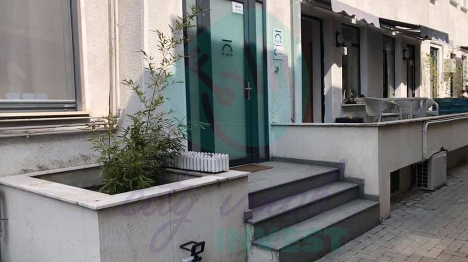 Un apartament Chic ideal ca locuinta sau activitate - Poză 18