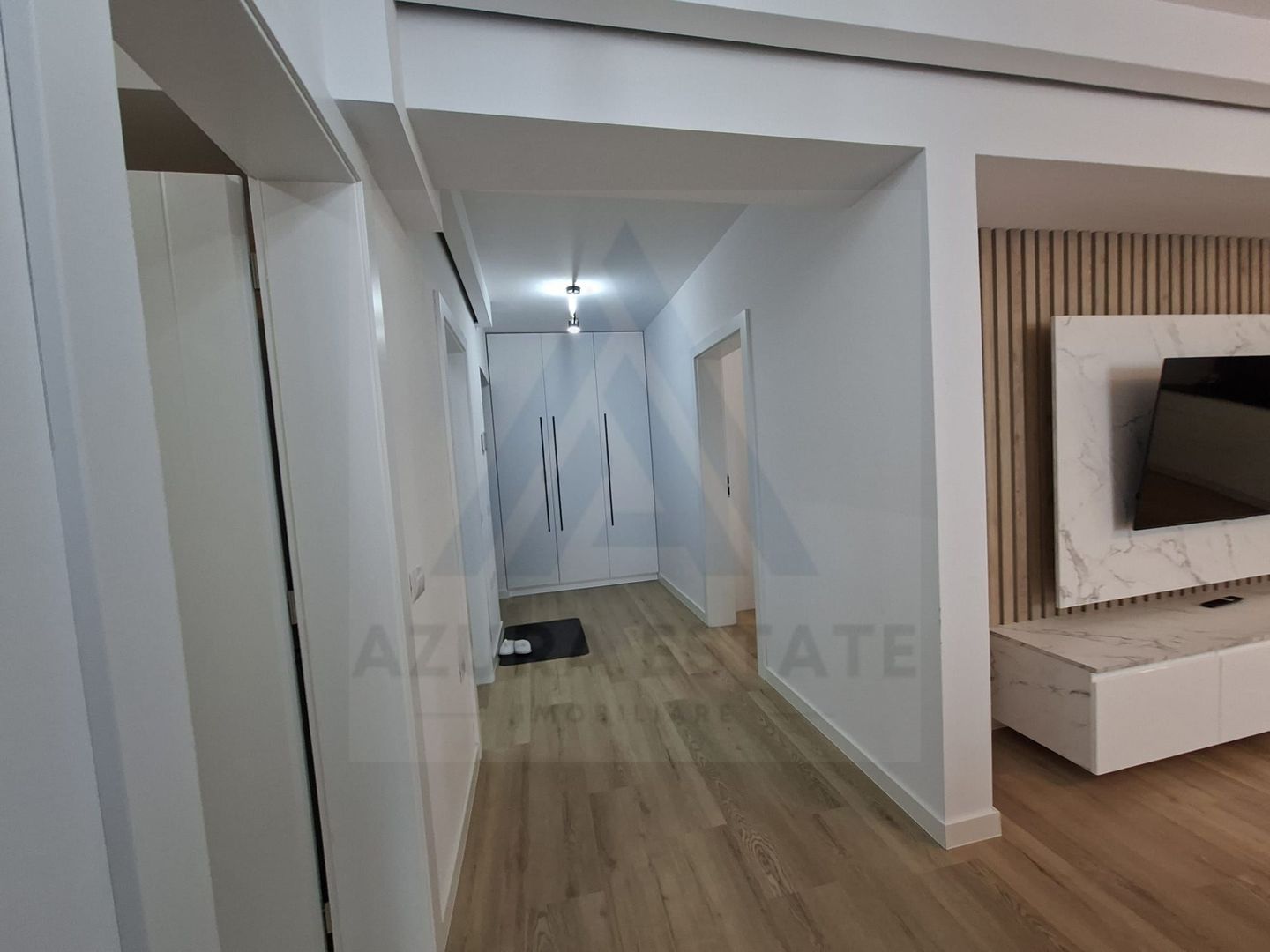 Apartament premium 3 camere 2 bai etaj 2 prima inchiriere in Evolution - Poză 3