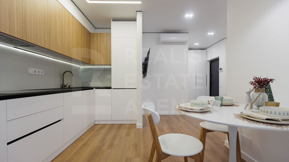 Vânzare, apartament, 1 dormitor + living, str. Ghica Vodă, Botanica - Poză 3