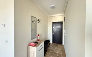 Etaj intermediar. Drum asfaltat. Gata de mutat. Mobilat si utilat. - Poză 11