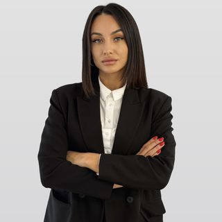 Elena Ucrainschii - Realist Estate Agency