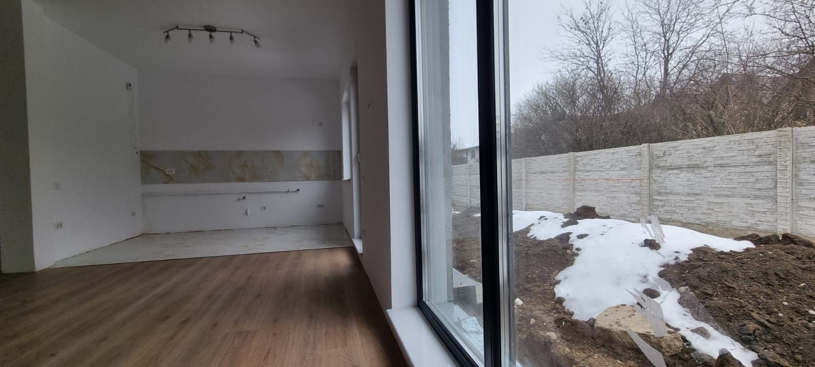 Reședință Modernă cu Finisaje Distinse - Poză 55