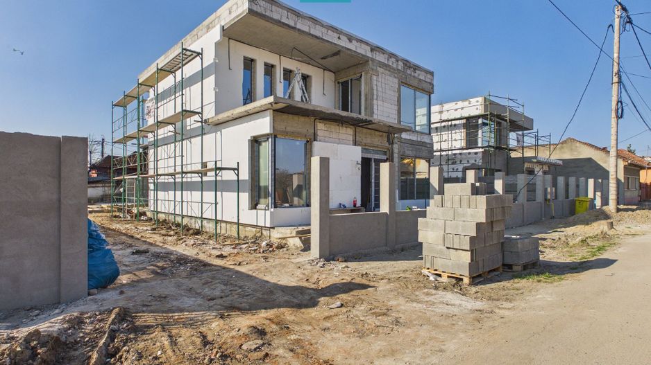 Casă deosebită în Parneava – Strada Griviței - Poză 33