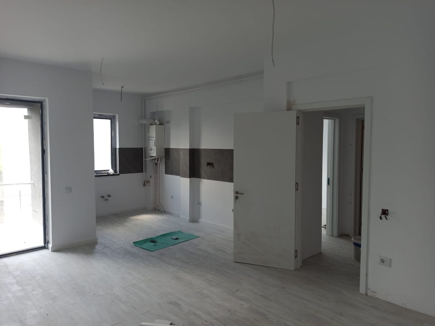 FINALIZAT 2cam.+parcare inclusa Popesti Primarie 65500 E - Poză 1