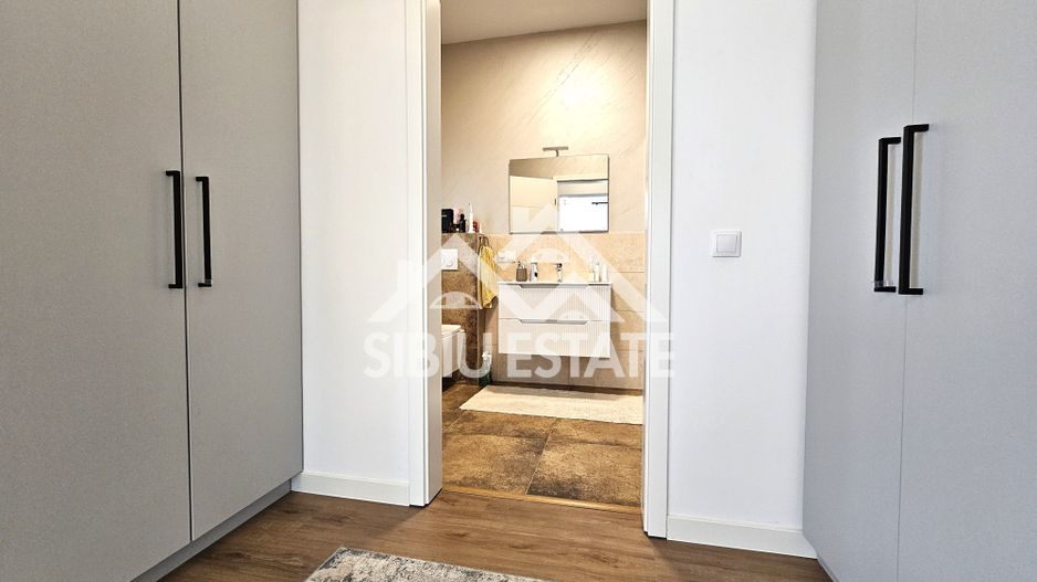 Casa Sibiu Cisnadioara, casa cu garaj, 5 camere, 3 bai - Poză 8