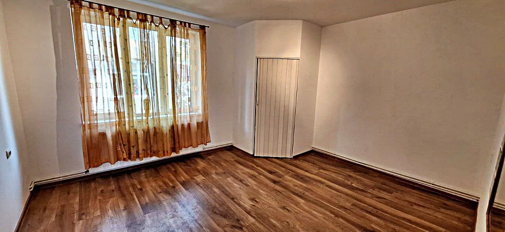 Dealul Cetatii, apartament in vila, 53mp, pret 117000 euro - Poză 11