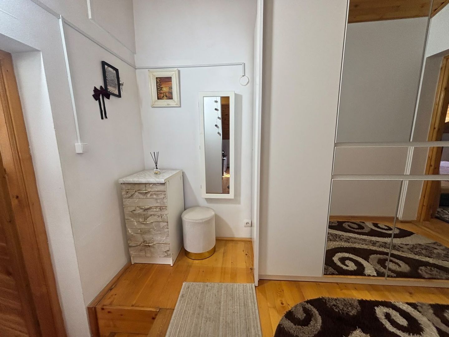 Apartament 3 camere la casă in apropiere de Parcul Sub Arini, Sibiu - Poză 15