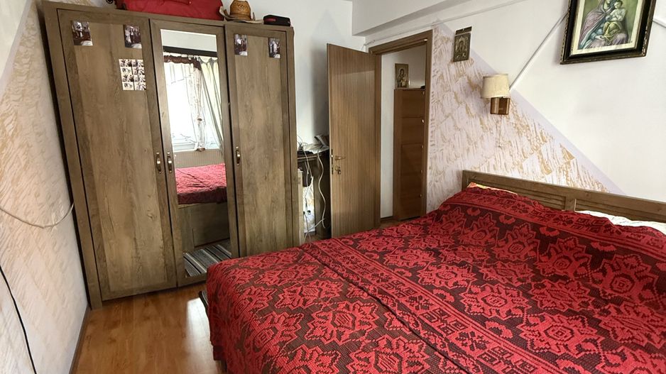 Apartament 3 camere 2 băi debara și parcare subterană în zona Terezian - Poză 6