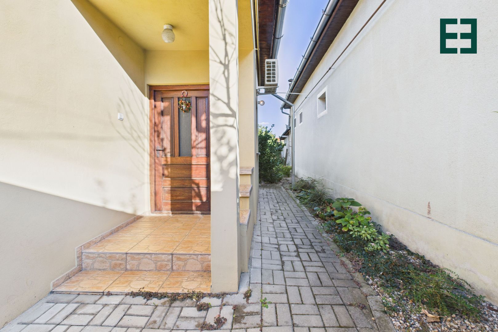 Casă cu teren de 468 mp - Cartierul Grădiște - Arad - Poză 2