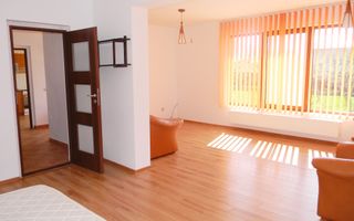 Vila mobilata si teren 1200mpBrasov-Harman - Poză 2