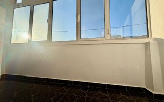 Apartament cu 3 camere / 75mp / in zona Podu Ros- 1001 Articole - Poză 12